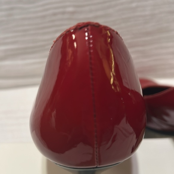 Hush Puppies Patent Red Slip On Curved Pump Women's Size 9 - Picture 11 of 15